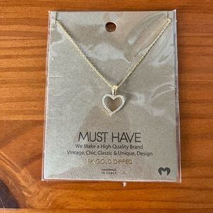 NWT Dainty Heart Bracelet